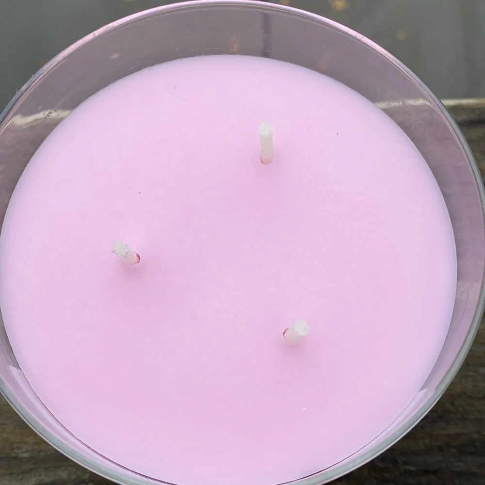 Bath & Body Works Clausmopolitan 3 Wick Candle With Decorative Lid
